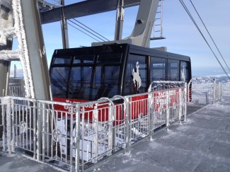 Tram-ride-while-staying-at-a-luxury-hotel-in-jackson-hole