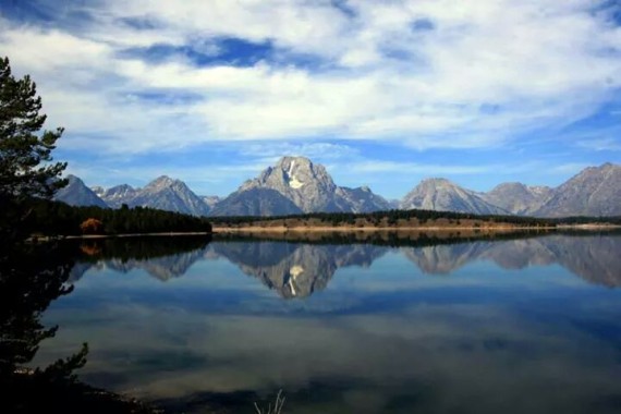 jackson-hole-vacations-mt-moran