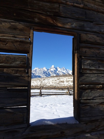 Jackson-Hole-Winter-Activities-grand-views-from-Bar-BC-Ranch