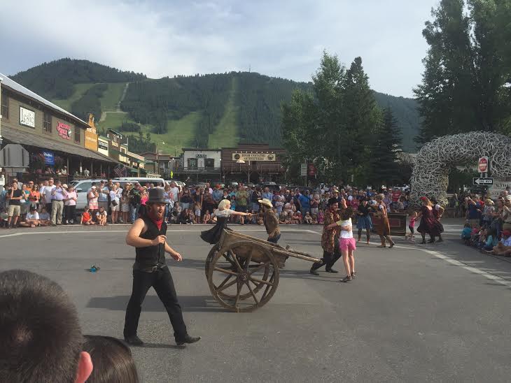 fourth-of-july-in-jackson-hole-shoot-out