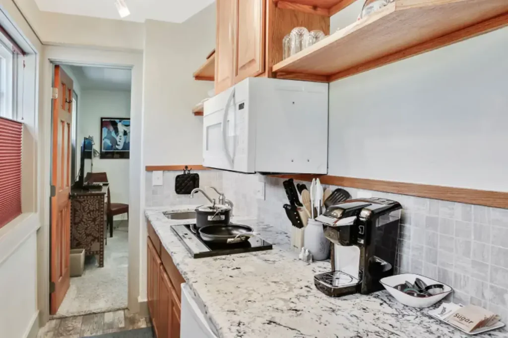 Osprey Room at Inn on the Creek