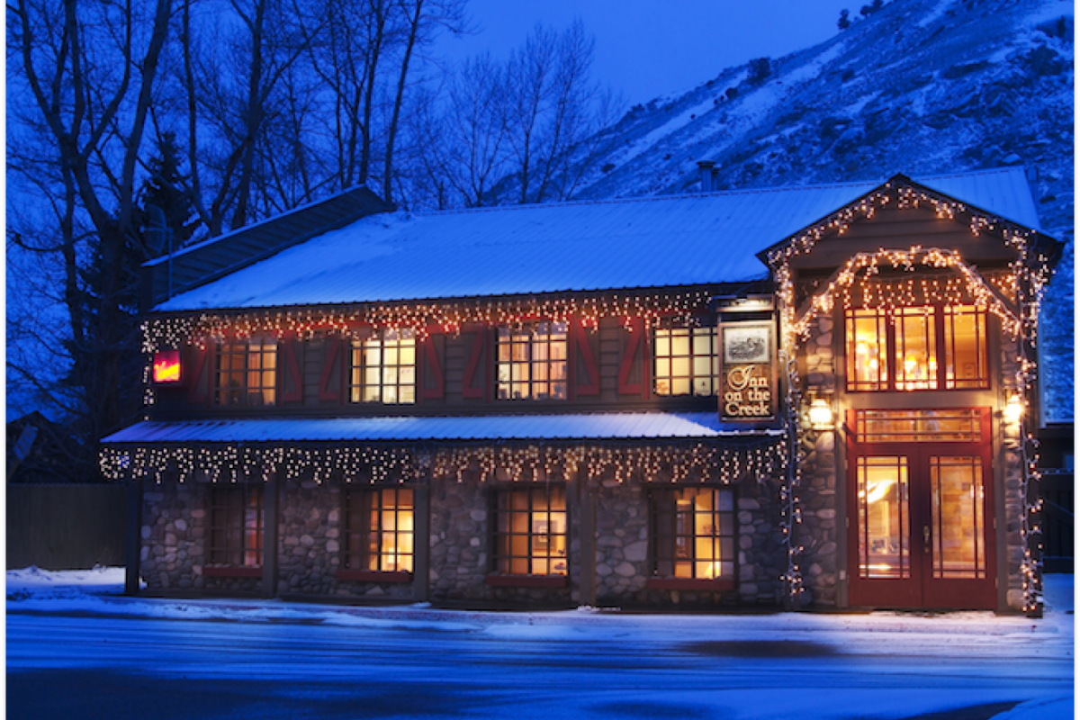 Winter skiing and activities in Jackson Hole Wyoming